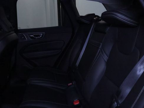 Used 2019 Volvo XC60 T8 Inscription w/ Advanced Package AWD/4WD image 17