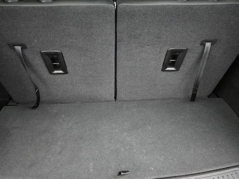 Certified 2023 GMC Acadia SLT image 11