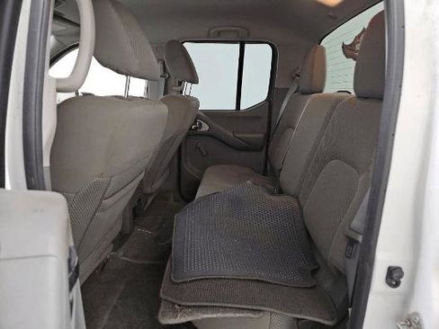 Used 2017 Nissan Frontier S w/ S Work Truck Package (4X4) image 9