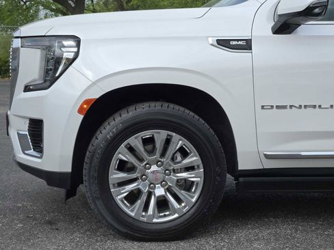 Used 2022 GMC Yukon Denali image 7