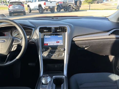 Used 2018 Ford Fusion SE w/ Fusion SE Technology Package FWD image 63
