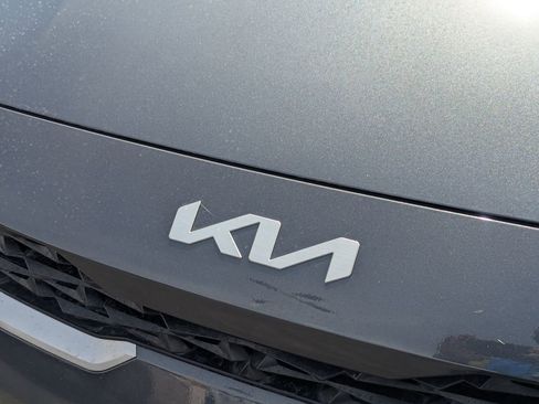 Used 2024 Kia Forte LXS image 11