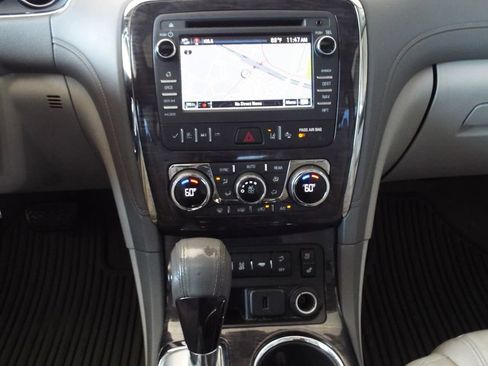 Used 2017 Buick Enclave Premium w/ Experience Buick Package AWD/4WD image 14