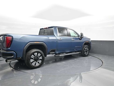 New 2025 GMC Sierra 2500 Denali w/ Denali Reserve Package image 8