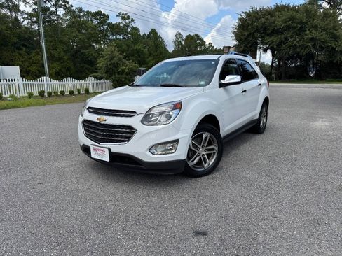 Used 2017 Chevrolet Equinox Premier w/ Enhanced Convenience Package AWD/4WD image 28
