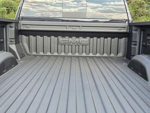 New 2026 GMC Sierra 2500 Denali w/ Denali Reserve Package image 6