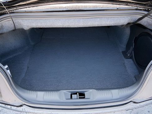 Used 2025 Ford Mustang GT Premium image 13