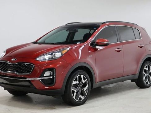 Used 2021 Kia Sportage EX w/ EX Technology Package AWD/4WD image 3