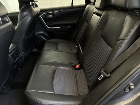 Used 2021 Toyota RAV4 XSE AWD/4WD image 25