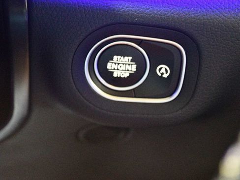 Used 2022 Mercedes-Benz GLE 450 4MATIC image 69