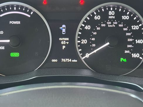 Used 2013 Lexus ES 300h w/ Luxury Pkg FWD image 29
