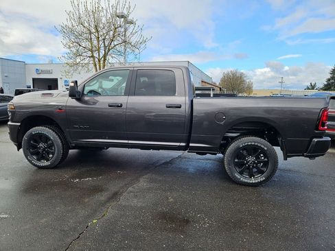 New 2026 RAM 2500 Big Horn AWD/4WD image 4