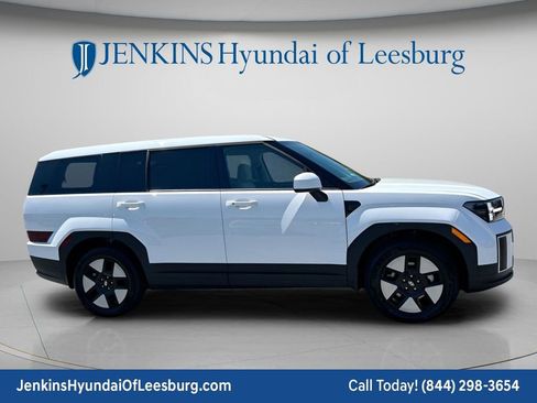 New 2026 Hyundai Santa Fe SE FWD image 2