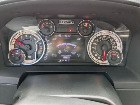 Used 2016 RAM 1500 Laramie w/ Convenience Group AWD/4WD image 28