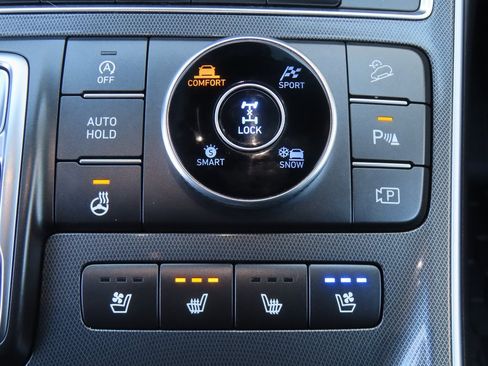 Used 2021 Hyundai Santa Fe Calligraphy w/ Cargo Package image 9