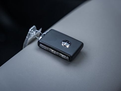 New 2026 Volvo XC90 T8 Plus image 44