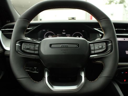 New 2026 Jeep Cherokee Limited AWD/4WD image 35