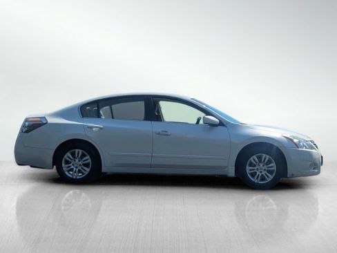 Used 2012 Nissan Altima 2.5 S w/ Convenience Pkg FWD image 3
