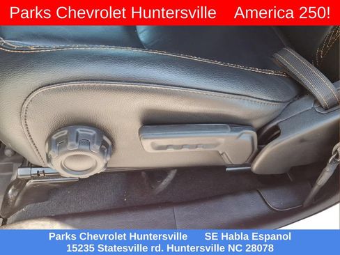 Used 2023 Jeep Wrangler Unlimited Sahara AWD/4WD image 19