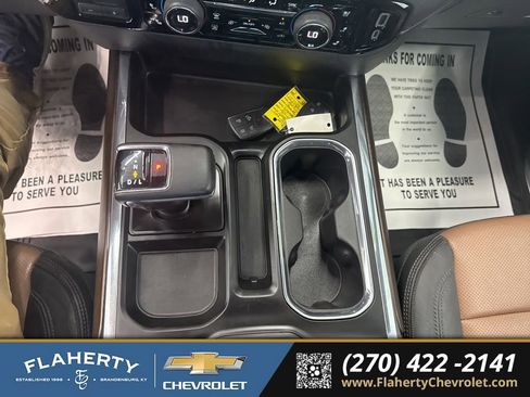 Used 2024 Chevrolet Silverado 1500 High Country w/ Technology Package image 28