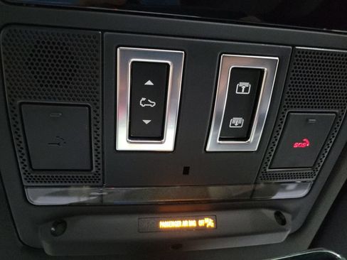 New 2026 Land Rover Defender 110 S AWD/4WD image 21
