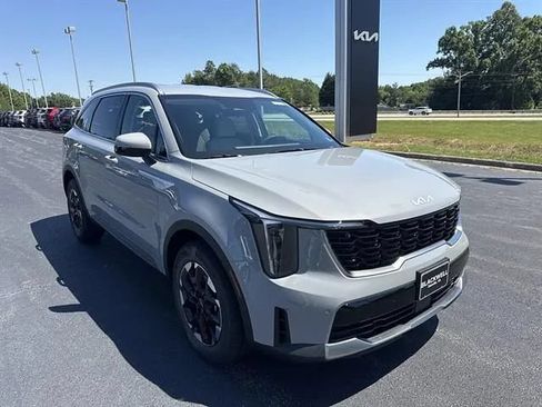 New 2026 Kia Sorento S FWD image 1