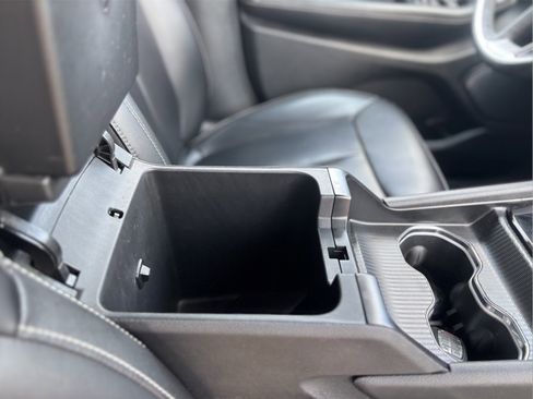 Used 2024 Jeep Grand Cherokee L Limited image 14