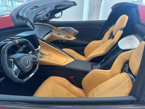 Used 2024 Chevrolet Corvette Z06 w/ Z07 Performance Package RWD image 7