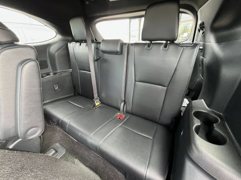 Used 2025 Toyota Highlander XSE AWD/4WD image 26