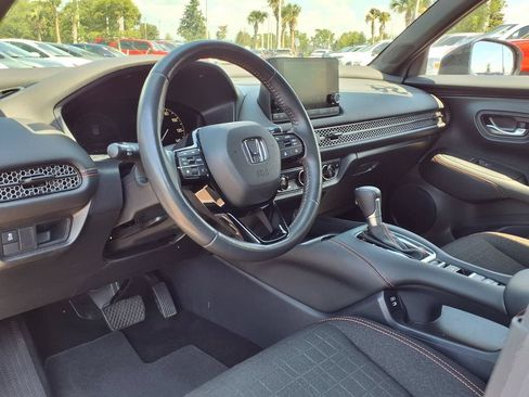 Used 2024 Honda HR-V Sport image 17