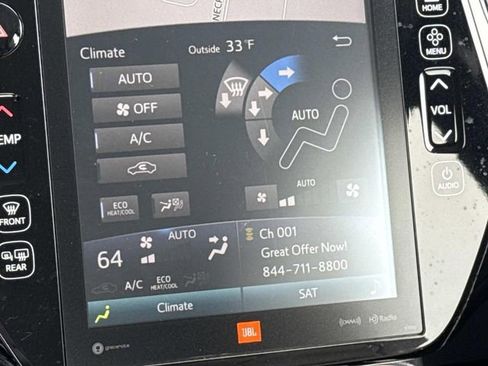 Used 2017 Toyota Prius Prime Advanced image 21