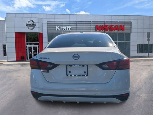 New 2025 Nissan Altima 2.5 S image 4