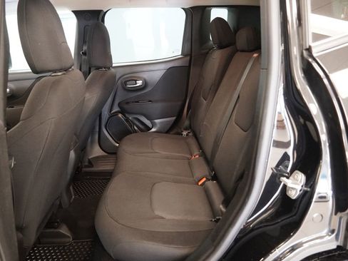 Used 2020 Jeep Renegade Sport image 26