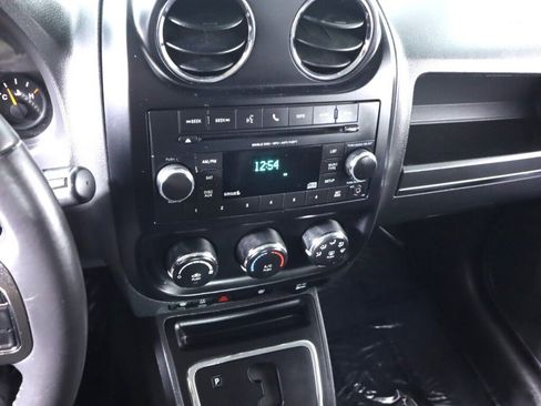 Used 2017 Jeep Patriot Sport image 14