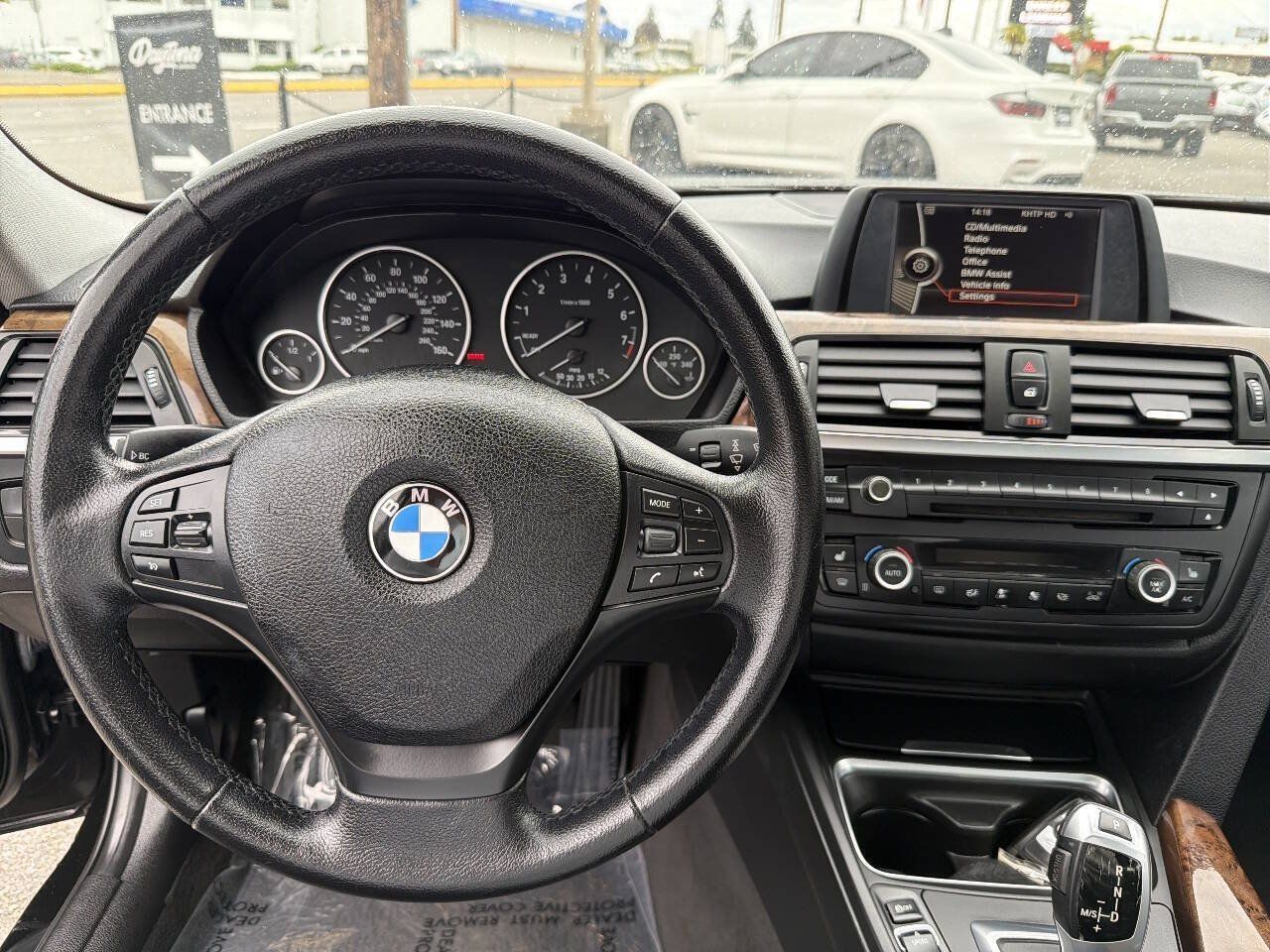 Used 2013 BMW 328i Sedan RWD image 23