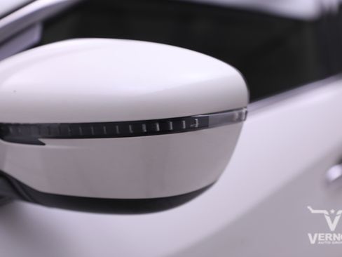 Used 2019 Nissan Murano SV image 31