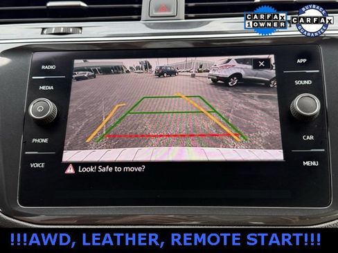 Used 2022 Volkswagen Tiguan SE image 32