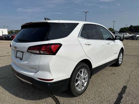 Certified 2024 Chevrolet Equinox LT AWD/4WD image 9
