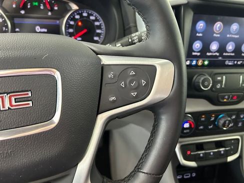 Used 2023 GMC Terrain SLT AWD/4WD image 17