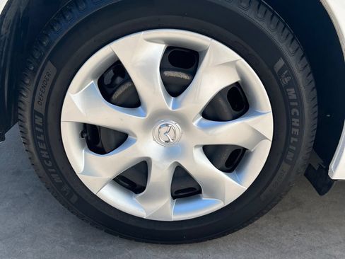 Used 2016 MAZDA MAZDA3 i Sport FWD image 25
