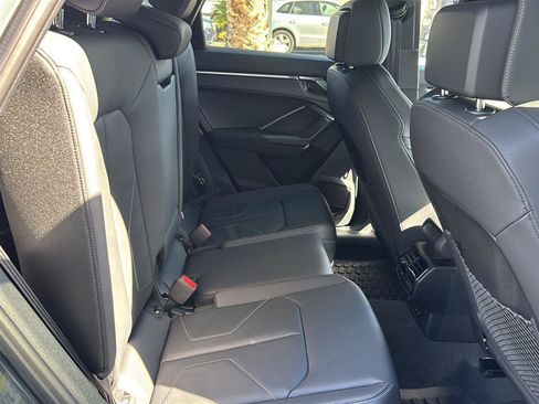 Used 2025 Audi Q3 2.0T Premium w/ Convenience Package image 15