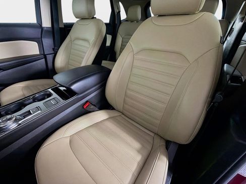 Used 2019 Ford Edge SEL w/ Equipment Group 201A image 12