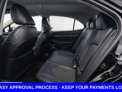 Used 2022 Toyota Camry SE image 16