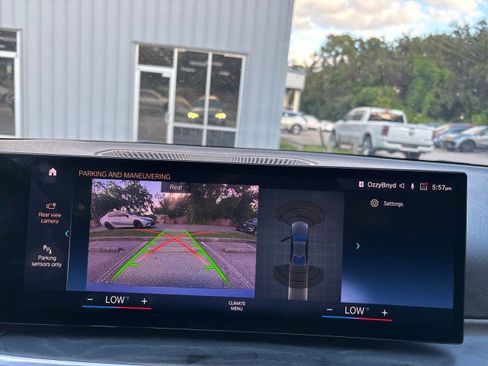 Used 2024 BMW 330i Sedan image 23