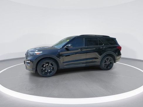 Used 2023 Ford Explorer ST-Line w/ Class IV Trailer Tow Package RWD image 4