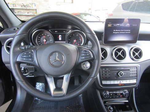 Used 2020 Mercedes-Benz GLA 250 GLA 250 4MATIC SUV image 16