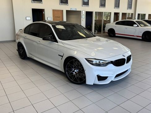 Used 2018 BMW M3 RWD image 9