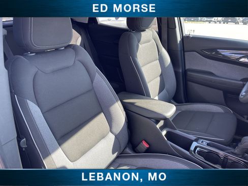 Used 2024 Chevrolet TrailBlazer LT AWD/4WD image 25