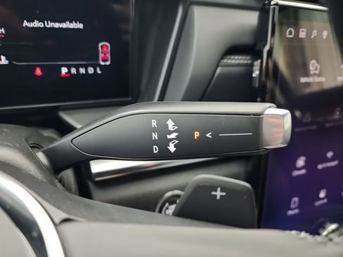 Used 2026 GMC Terrain Denali w/ LPO, Black Badging Package image 27