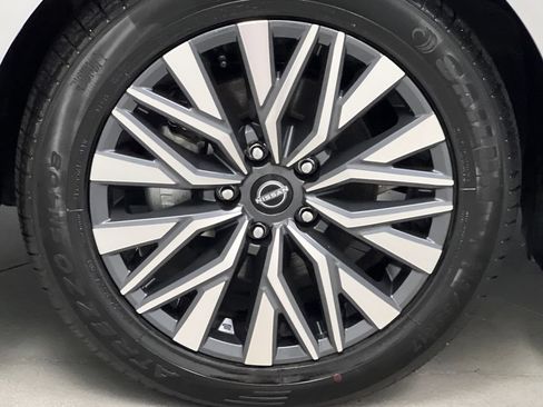 Used 2024 Nissan Altima 2.5 SV AWD/4WD image 67